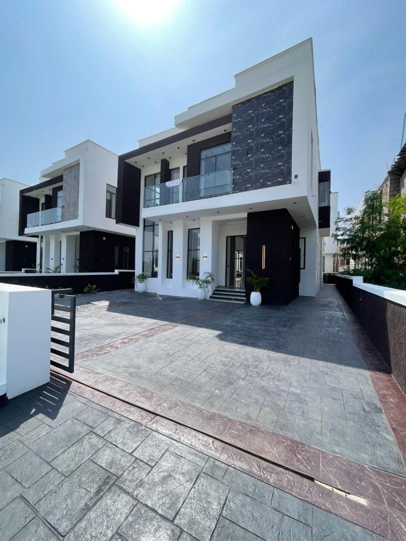 Sixandseven Homes